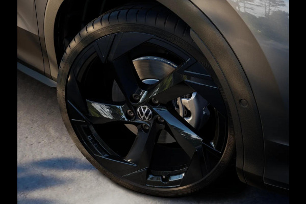 Volkswagen T-Roc R-Line First Edition 1.5 eTSI 110 kW / 150 PK SUV | Panoramaschuif-kanteldak | Assistance Pakket | Trekhaak | Black Style Pakket | Koplampverlichting matrix-led (IQ.LIGHT) | Elek. achterklep | Zwart dak Volkswagen T-Roc R-Line First Edition 1.5 eTSI 110 kW / 150 PK SUV | Panoramaschuif-kanteldak | Assistance Pakket | Trekhaak | Black Style Pakket | Koplampverlichting matrix-led (IQ.LIGHT) | Elek. achterklep | Zwart dak