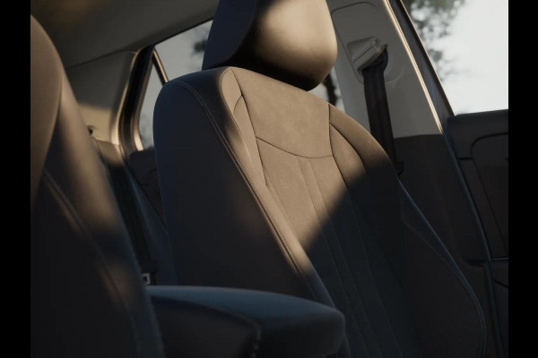 Volkswagen T-Roc Style First Edition 1.5 eTSI 85 kW / 116 PK SUV 7 | Assistance Pakket | Trekhaak | Elek. achterklep |  Velgen 'Vancouver', 19 inch lichtmetaal | Zwart dak