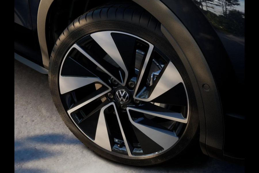 Volkswagen T-Roc Style First Edition 1.5 eTSI 85 kW / 116 PK SUV 7 | Assistance Pakket | Trekhaak | Elek. achterklep |  Velgen 'Vancouver', 19 inch lichtmetaal Volkswagen T-Roc Style First Edition 1.5 eTSI 85 kW / 116 PK SUV 7 | Assistance Pakket | Trekhaak | Elek. achterklep |  Velgen 'Vancouver', 19 inch lichtmetaal