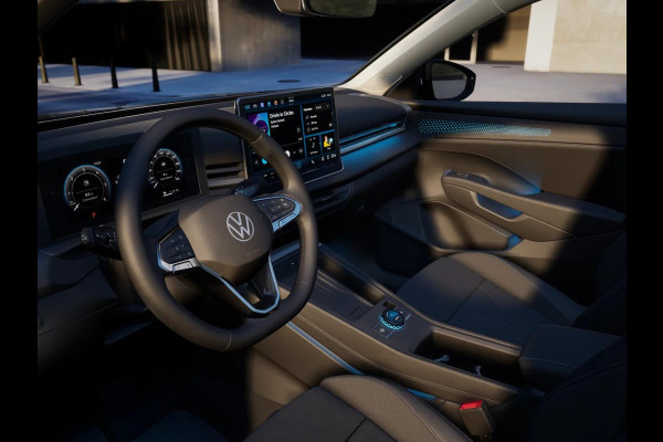 Volkswagen T-Roc Style First Edition 1.5 eTSI 85 kW / 116 PK SUV 7 | Assistance Pakket | Trekhaak | Elek. achterklep |  Velgen 'Vancouver', 19 inch lichtmetaal Volkswagen T-Roc Style First Edition 1.5 eTSI 85 kW / 116 PK SUV 7 | Assistance Pakket | Trekhaak | Elek. achterklep |  Velgen 'Vancouver', 19 inch lichtmetaal