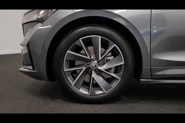 Škoda ENYAQ iV 80 Sportline Navigatie Climate pack LED Extra Getint glas  Lichtmetalen Velgen Škoda ENYAQ iV 80 Sportline Navigatie Climate pack LED Extra Getint glas  Lichtmetalen Velgen