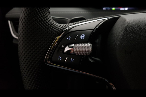 Škoda ENYAQ iV 80 Sportline Navigatie Climate pack LED Extra Getint glas  Lichtmetalen Velgen Škoda ENYAQ iV 80 Sportline Navigatie Climate pack LED Extra Getint glas  Lichtmetalen Velgen