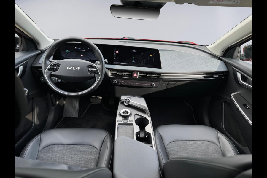 Kia Ev6 Air AUTOMAAT 58 kWh, 1 e eigenaar, SOH 96,3 %, achteruitrijcamera, luxe uitvoering,Origineel Nederlandse auto met nap Kia Ev6 Air AUTOMAAT 58 kWh, 1 e eigenaar, SOH 96,3 %, achteruitrijcamera, luxe uitvoering,Origineel Nederlandse auto met nap