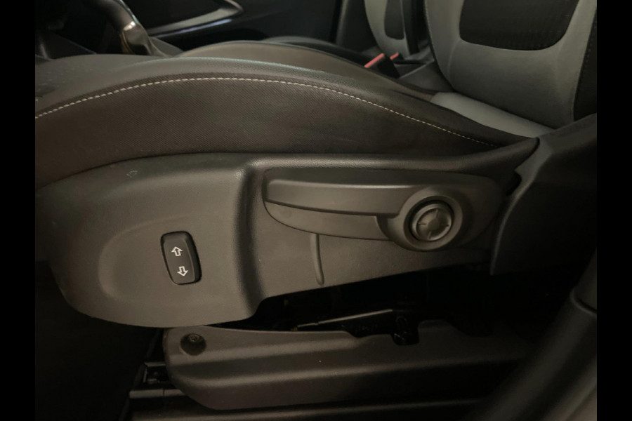 Opel Crossland X 1.2 Innovation AIRCO CLIMA NAVI CRUISE BLUETOOTH APPLE CARPLAY PDC VELGEN NETTE AUTO Opel Crossland X 1.2 Innovation AIRCO CLIMA NAVI CRUISE BLUETOOTH APPLE CARPLAY PDC VELGEN NETTE AUTO