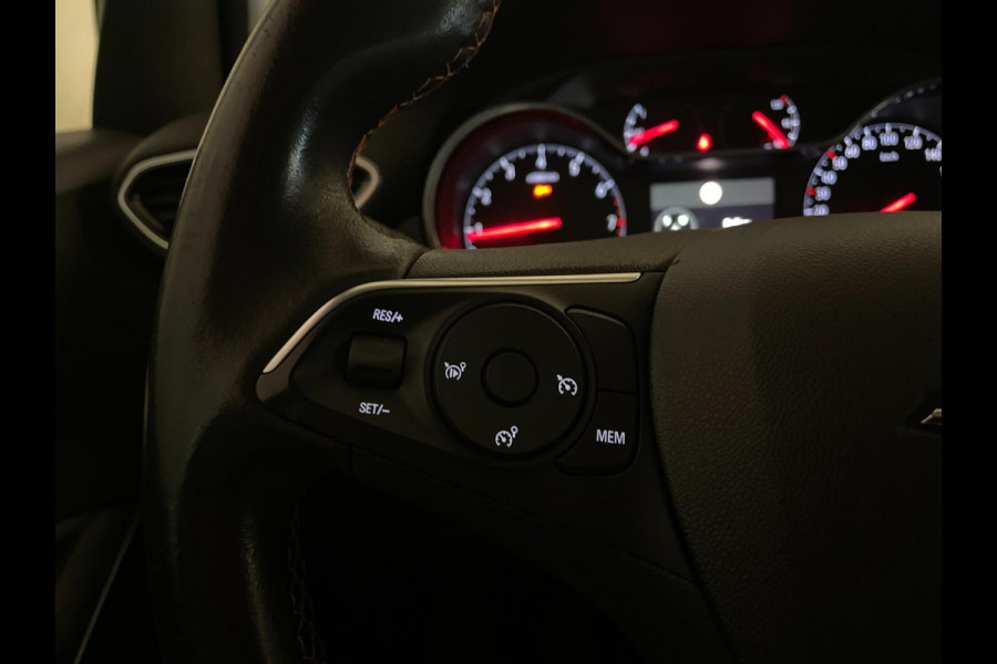 Opel Crossland X 1.2 Innovation AIRCO CLIMA NAVI CRUISE BLUETOOTH APPLE CARPLAY PDC VELGEN NETTE AUTO Opel Crossland X 1.2 Innovation AIRCO CLIMA NAVI CRUISE BLUETOOTH APPLE CARPLAY PDC VELGEN NETTE AUTO