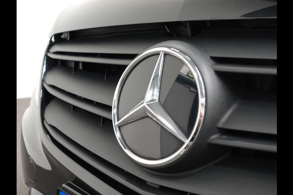 Mercedes-Benz Vito 114 CDI Automaat L2H1 Lang Navigatie Camera Cruise control Trekhaak Airco Euro6