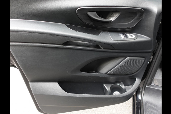 Mercedes-Benz Vito 114 CDI Automaat L2H1 Lang Navigatie Camera Cruise control Trekhaak Airco Euro6