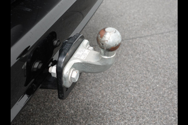 Opel Combo 1.5D L1H1 Edition 3-zits Airco Navigatie  Trekhaak parkeersensoren