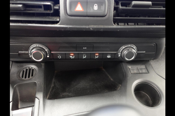 Opel Combo 1.5D L1H1 Edition 3-zits Airco Navigatie  Trekhaak parkeersensoren