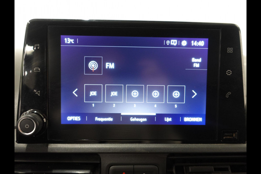 Opel Combo 1.5D L1H1 Edition 3-zits Airco Navigatie  Trekhaak parkeersensoren