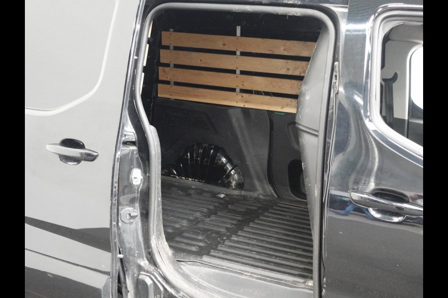 Opel Combo 1.5D L1H1 Edition 3-zits Airco Navigatie  Trekhaak parkeersensoren