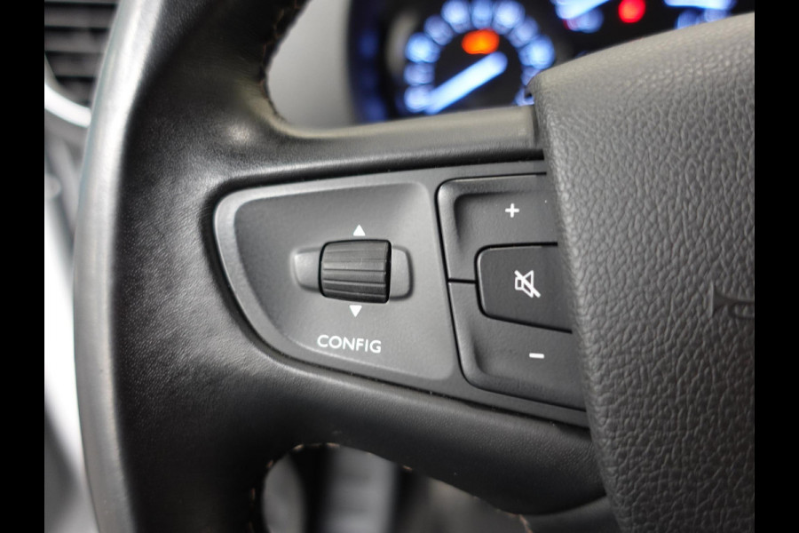 Opel Vivaro 2.0 CDTI L3H1 145PK Dubbele Cabine Edition Airco Navigatie Trekhaak Carplay