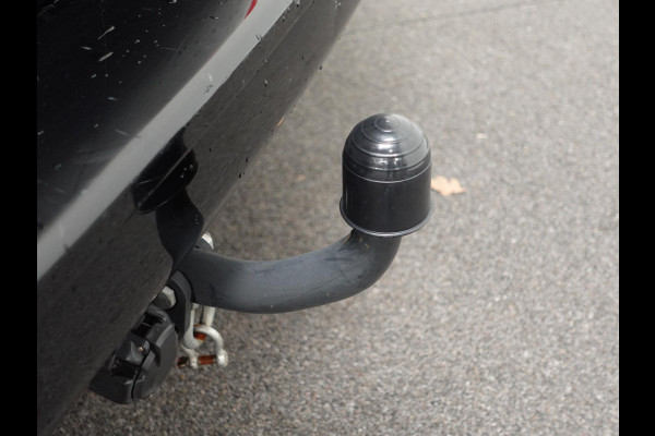 Peugeot Expert 100pk L2H1 Premium Apple Carplay / Android Auto Cruise control Airco DAB+ 3zits Lichtmetalen velgen Peugeot Expert 100pk L2H1 Premium Apple Carplay / Android Auto Cruise control Airco DAB+ 3zits Lichtmetalen velgen