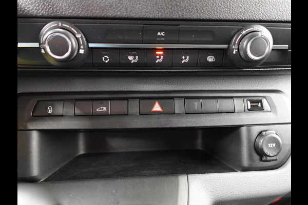 Peugeot Expert 100pk L2H1 Premium Apple Carplay / Android Auto Cruise control Airco DAB+ 3zits Lichtmetalen velgen Peugeot Expert 100pk L2H1 Premium Apple Carplay / Android Auto Cruise control Airco DAB+ 3zits Lichtmetalen velgen