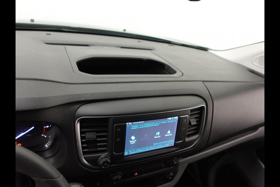 Peugeot Expert 100pk L2H1 Premium Apple Carplay / Android Auto Cruise control Airco DAB+ 3zits Lichtmetalen velgen Peugeot Expert 100pk L2H1 Premium Apple Carplay / Android Auto Cruise control Airco DAB+ 3zits Lichtmetalen velgen