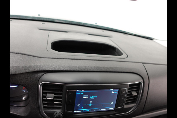 Peugeot Expert 180pk Automaat Long L3 Premium Airco Cruise  Navigatie Carplay Trekhaak 3-Zits Peugeot Expert 180pk Automaat Long L3 Premium Airco Cruise  Navigatie Carplay Trekhaak 3-Zits