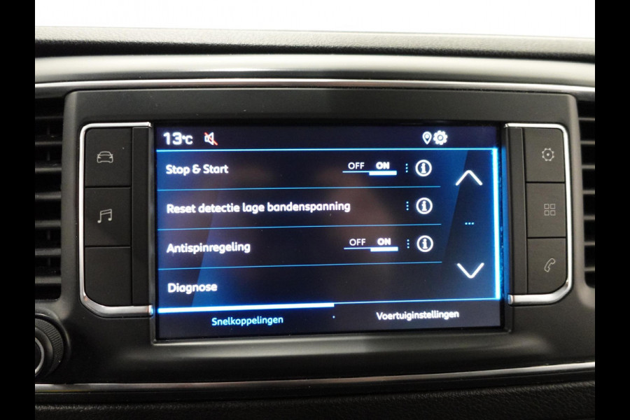 Peugeot Expert 180pk Automaat Long L3 Premium Airco Cruise  Navigatie Carplay Trekhaak 3-Zits Peugeot Expert 180pk Automaat Long L3 Premium Airco Cruise  Navigatie Carplay Trekhaak 3-Zits