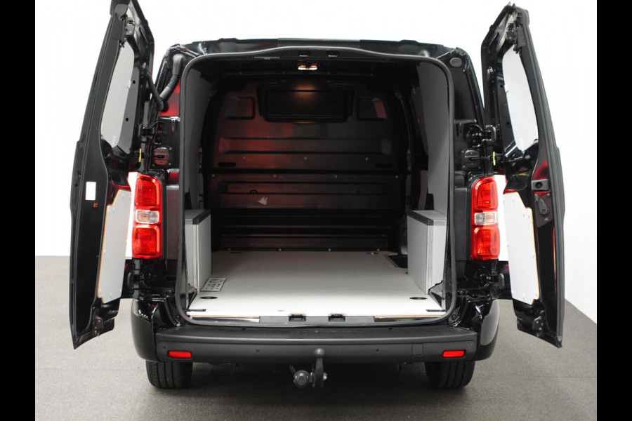 Peugeot Expert 2.0 BlueHDI 145 L3 Automaat Airco Navigatie Cruise Control Trekhaak Carplay Peugeot Expert 2.0 BlueHDI 145 L3 Automaat Airco Navigatie Cruise Control Trekhaak Carplay