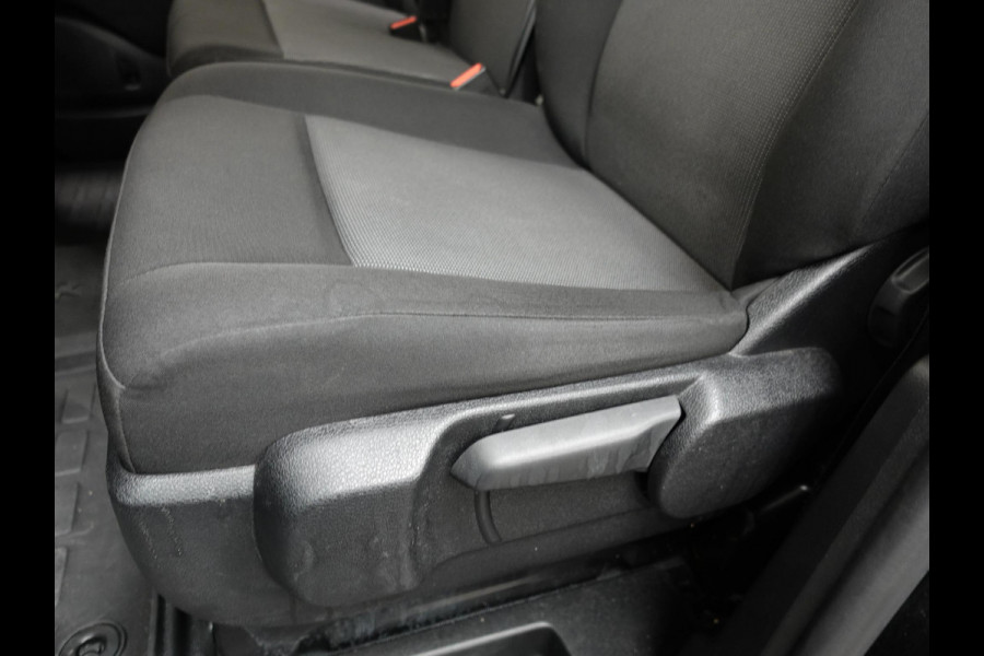 Peugeot Expert 2.0 BlueHDI 145 L3 Automaat Airco Navigatie Cruise Control Trekhaak Carplay Peugeot Expert 2.0 BlueHDI 145 L3 Automaat Airco Navigatie Cruise Control Trekhaak Carplay