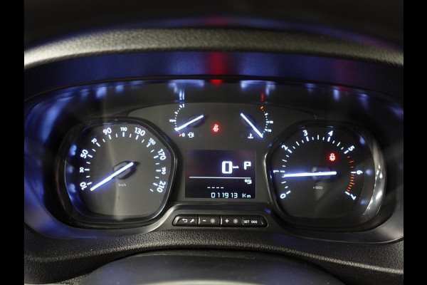 Peugeot Expert 2.0 BlueHDI 145 L3 Automaat Airco Navigatie Cruise Control Trekhaak Carplay Peugeot Expert 2.0 BlueHDI 145 L3 Automaat Airco Navigatie Cruise Control Trekhaak Carplay