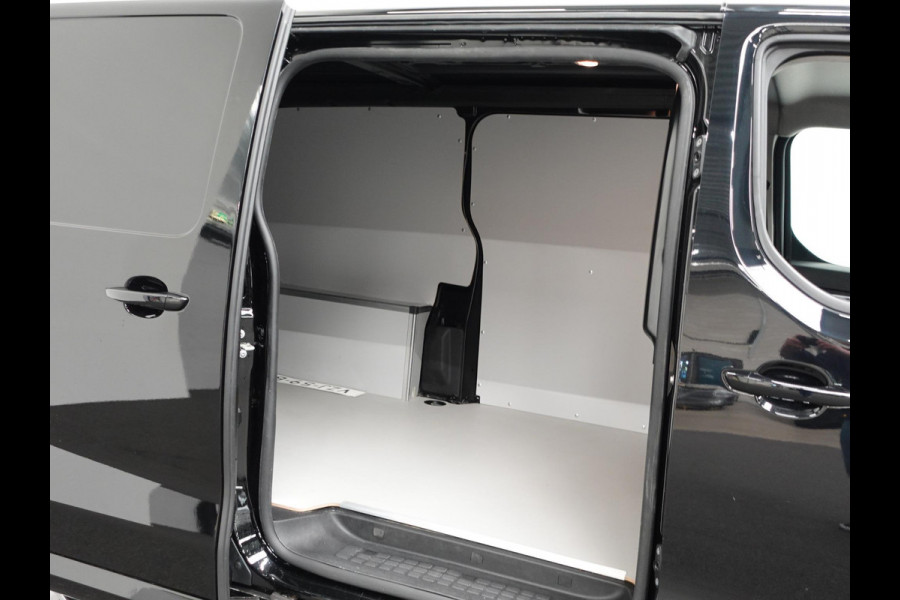 Peugeot Expert 2.0 BlueHDI 145 L3 Automaat Airco Navigatie Cruise Control Trekhaak Carplay Peugeot Expert 2.0 BlueHDI 145 L3 Automaat Airco Navigatie Cruise Control Trekhaak Carplay