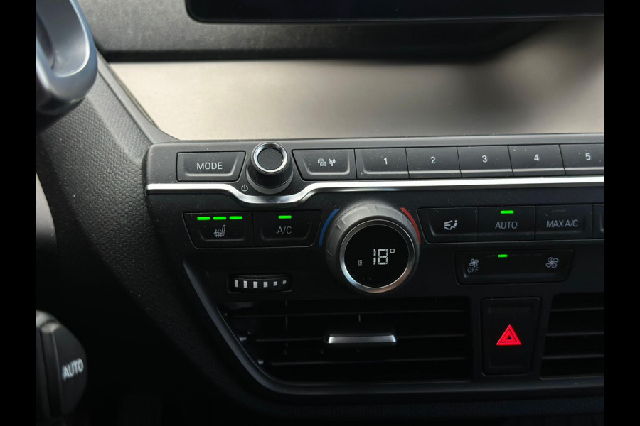 BMW i3 S SPORT Executive Edition 120Ah 42 kWh, dab, navi, 20 inch, achteruitrijcamera , 31-12-2019, Nederlandse auto met nap BMW i3 S SPORT Executive Edition 120Ah 42 kWh, dab, navi, 20 inch, achteruitrijcamera , 31-12-2019, Nederlandse auto met nap