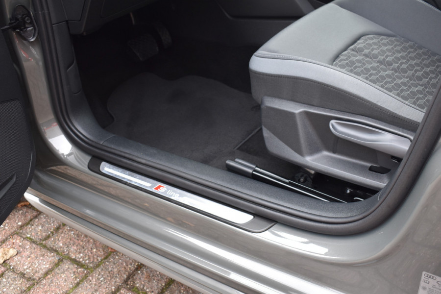 Audi A1 Sportback 30 TFSI S edition S-line Automaat 30s 111pk Audi A1 Sportback 30 TFSI S edition S-line Automaat 30s 111pk