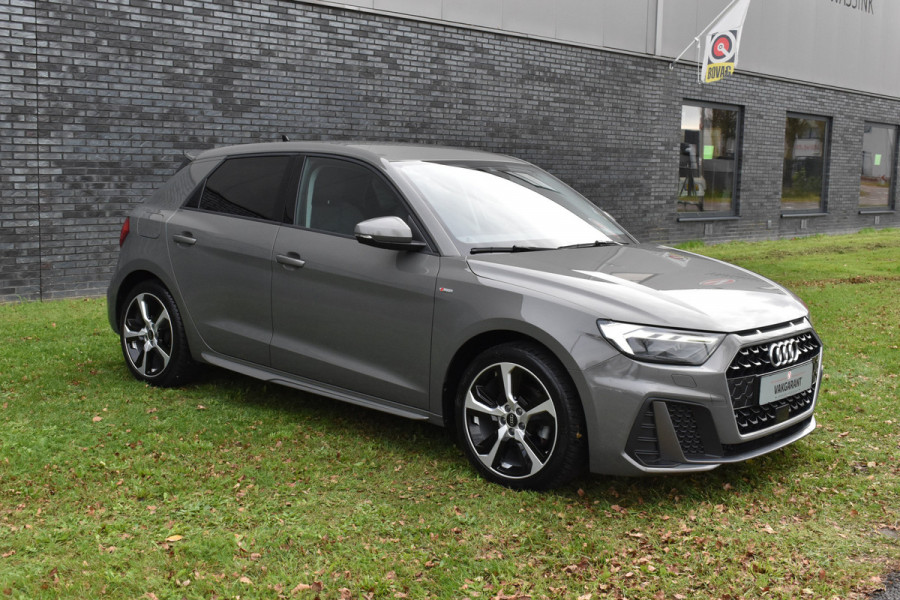 Audi A1 Sportback 30 TFSI S edition S-line Automaat 30s 111pk Audi A1 Sportback 30 TFSI S edition S-line Automaat 30s 111pk