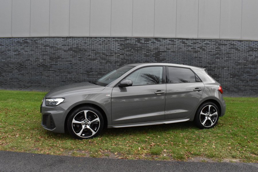 Audi A1 Sportback 30 TFSI S edition S-line Automaat 30s 111pk Audi A1 Sportback 30 TFSI S edition S-line Automaat 30s 111pk