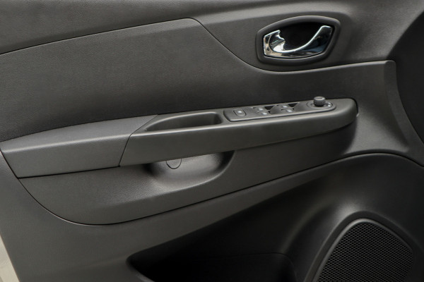 Renault Captur 0.9 TCe Authentique Navi Climate PDC Cruise