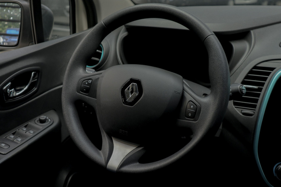 Renault Captur 0.9 TCe Authentique Navi Climate PDC Cruise