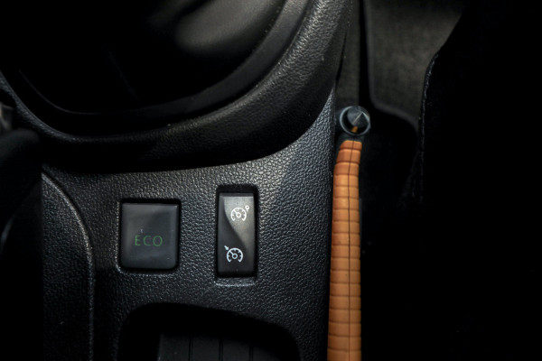 Renault Captur 0.9 TCe Authentique Navi Climate PDC Cruise