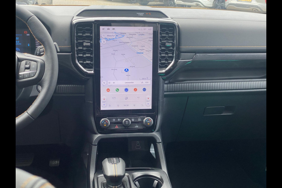 Ford Ranger 2.3 PHEV Wildtrak Double Cab 281pk | 0,99% Renteactie | SCI | 5 persoons! | Technology Pack Plus Trailer | Cargo Area Pack | Power Rollertop | Prijs excl. BTW incl. BPM | laadkabel mode 3 16A | Rijklaar Ford Ranger 2.3 PHEV Wildtrak Double Cab 281pk | 0,99% Renteactie | SCI | 5 persoons! | Technology Pack Plus Trailer | Cargo Area Pack | Power Rollertop | Prijs excl. BTW incl. BPM | laadkabel mode 3 16A | Rijklaar