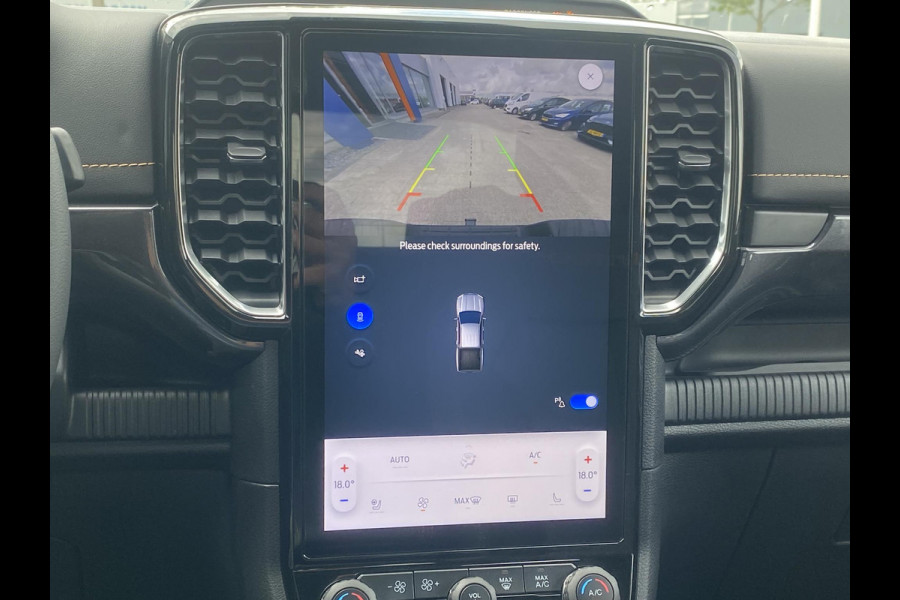 Ford Ranger 2.3 PHEV Wildtrak Double Cab 281pk | 0,99% Renteactie | SCI | 5 persoons! | Technology Pack Plus Trailer | Cargo Area Pack | Power Rollertop | Prijs excl. BTW incl. BPM | laadkabel mode 3 16A | Rijklaar Ford Ranger 2.3 PHEV Wildtrak Double Cab 281pk | 0,99% Renteactie | SCI | 5 persoons! | Technology Pack Plus Trailer | Cargo Area Pack | Power Rollertop | Prijs excl. BTW incl. BPM | laadkabel mode 3 16A | Rijklaar