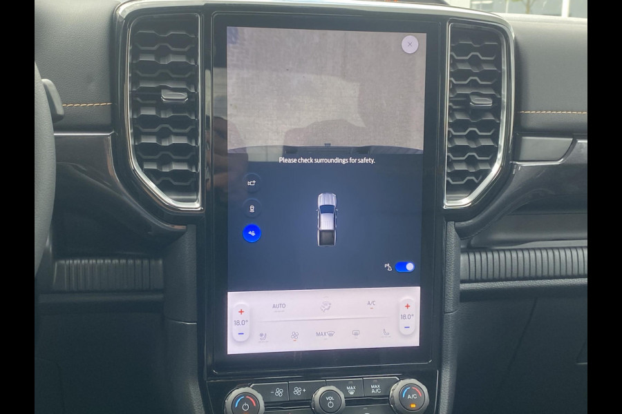 Ford Ranger 2.3 PHEV Wildtrak Double Cab 281pk | 0,99% Renteactie | SCI | 5 persoons! | Technology Pack Plus Trailer | Cargo Area Pack | Power Rollertop | Prijs excl. BTW incl. BPM | laadkabel mode 3 16A | Rijklaar Ford Ranger 2.3 PHEV Wildtrak Double Cab 281pk | 0,99% Renteactie | SCI | 5 persoons! | Technology Pack Plus Trailer | Cargo Area Pack | Power Rollertop | Prijs excl. BTW incl. BPM | laadkabel mode 3 16A | Rijklaar