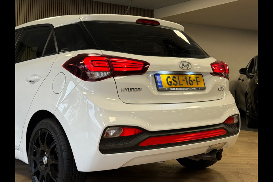 Hyundai i20 1.2 HP i-Motion Premium NAVIGATIE CARPLAY AIRCO BLACK EDITION Hyundai i20 1.2 HP i-Motion Premium NAVIGATIE CARPLAY AIRCO BLACK EDITION