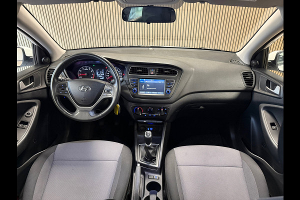 Hyundai i20 1.2 HP i-Motion Premium NAVIGATIE CARPLAY AIRCO BLACK EDITION Hyundai i20 1.2 HP i-Motion Premium NAVIGATIE CARPLAY AIRCO BLACK EDITION