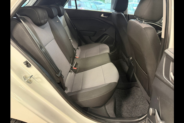 Hyundai i20 1.2 HP i-Motion Premium NAVIGATIE CARPLAY AIRCO BLACK EDITION Hyundai i20 1.2 HP i-Motion Premium NAVIGATIE CARPLAY AIRCO BLACK EDITION