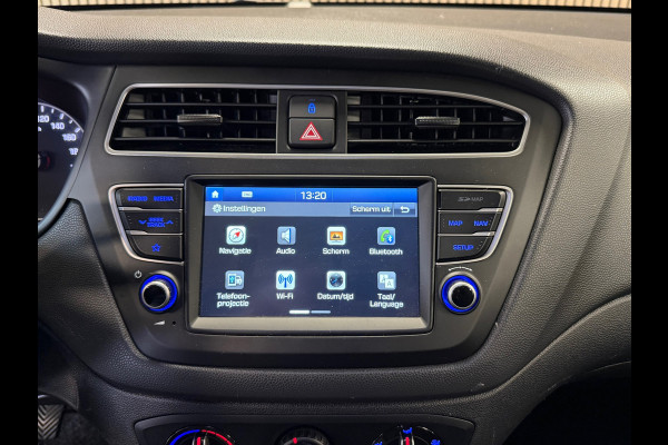 Hyundai i20 1.2 HP i-Motion Premium NAVIGATIE CARPLAY AIRCO BLACK EDITION Hyundai i20 1.2 HP i-Motion Premium NAVIGATIE CARPLAY AIRCO BLACK EDITION