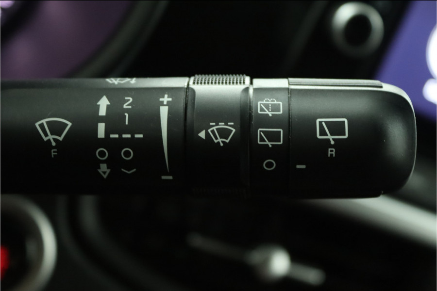 Kia Picanto 1.0 DPi GT-Line Apple Carplay/ Android Auto - Cruise Control - Climate Control - Navigatie - Achteruitrijcamera - Fabrieksgarantie tot 10-2031 Kia Picanto 1.0 DPi GT-Line Apple Carplay/ Android Auto - Cruise Control - Climate Control - Navigatie - Achteruitrijcamera - Fabrieksgarantie tot 10-2031