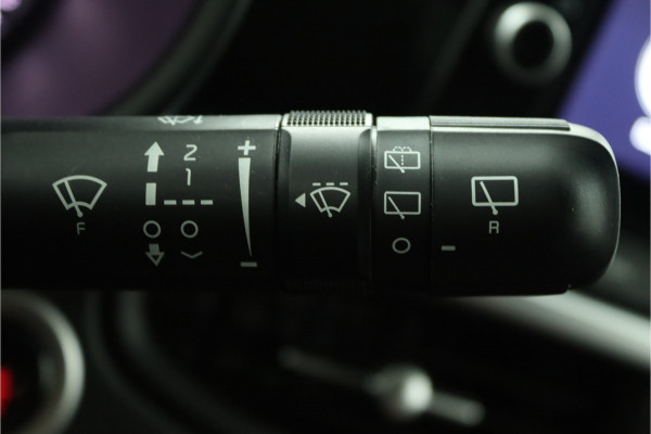 Kia Picanto 1.0 DPi GT-Line Apple Carplay/ Android Auto - Cruise Control - Climate Control - Navigatie - Achteruitrijcamera - Fabrieksgarantie tot 10-2031 Kia Picanto 1.0 DPi GT-Line Apple Carplay/ Android Auto - Cruise Control - Climate Control - Navigatie - Achteruitrijcamera - Fabrieksgarantie tot 10-2031