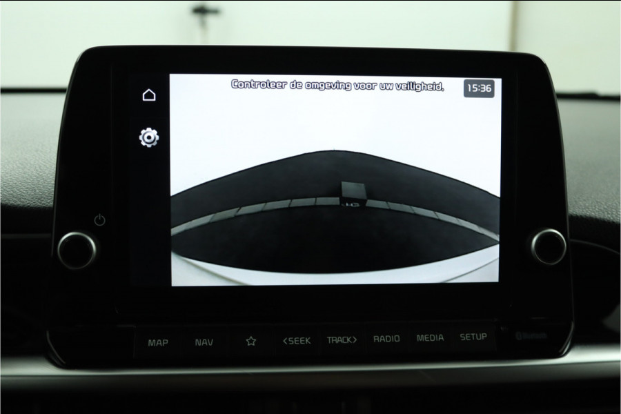 Kia Picanto 1.0 DPi GT-Line Apple Carplay/ Android Auto - Cruise Control - Climate Control - Navigatie - Achteruitrijcamera - Fabrieksgarantie tot 10-2031 Kia Picanto 1.0 DPi GT-Line Apple Carplay/ Android Auto - Cruise Control - Climate Control - Navigatie - Achteruitrijcamera - Fabrieksgarantie tot 10-2031