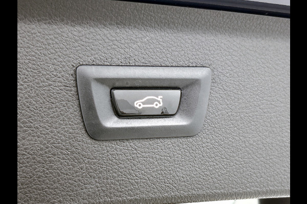 BMW 2 Serie Active Tourer 218i Executive Launch Edition(NL-auto, Dealer OnderH, Camera, Navi, Parkeersensoren, Sportstoelen, Etc) BMW 2 Serie Active Tourer 218i Executive Launch Edition(NL-auto, Dealer OnderH, Camera, Navi, Parkeersensoren, Sportstoelen, Etc)