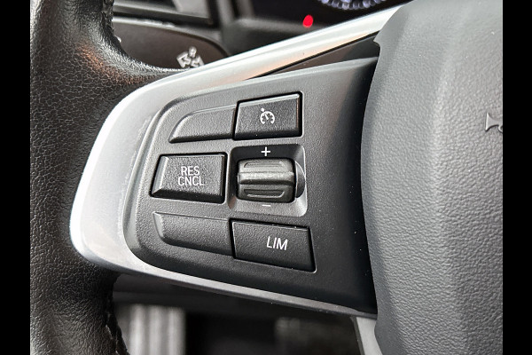 BMW 2 Serie Active Tourer 218i Executive Launch Edition(NL-auto, Dealer OnderH, Camera, Navi, Parkeersensoren, Sportstoelen, Etc) BMW 2 Serie Active Tourer 218i Executive Launch Edition(NL-auto, Dealer OnderH, Camera, Navi, Parkeersensoren, Sportstoelen, Etc)