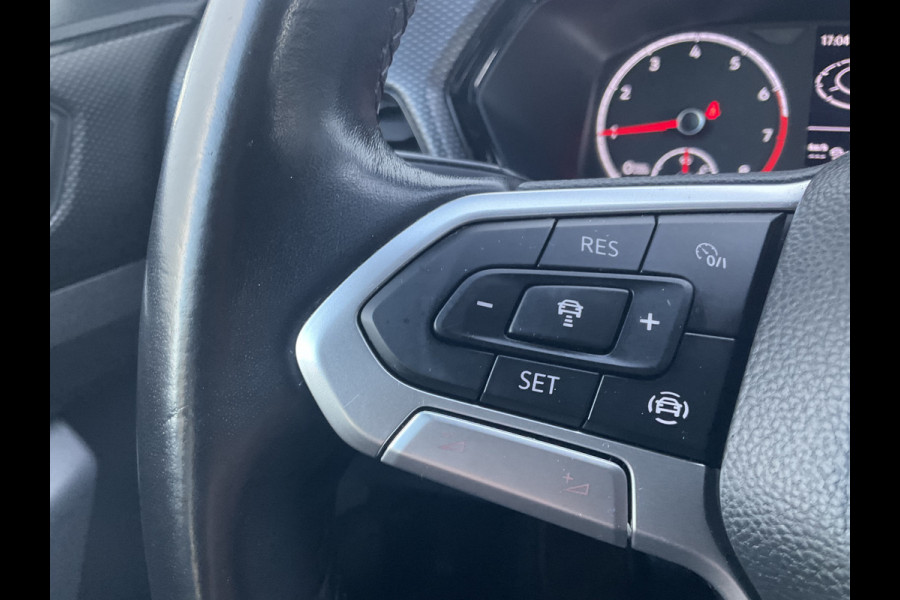 Volkswagen T-Cross 1.0 TSI Life Trekhaak Carplay Adap.Cruise Hoogzitter NL-Auto 68050KM! Volkswagen T-Cross 1.0 TSI Life Trekhaak Carplay Adap.Cruise Hoogzitter NL-Auto 68050KM!