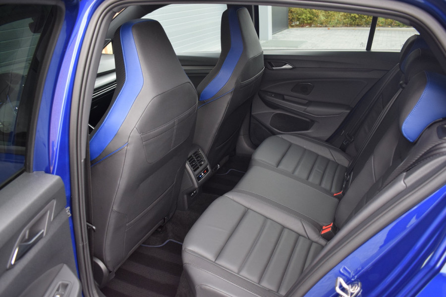 Volkswagen Golf R 2.0 TSI 320pk 4-Motion | Akra | DCC | Leer | Pano | Nürburgring Volkswagen Golf R 2.0 TSI 320pk 4-Motion | Akra | DCC | Leer | Pano | Nürburgring