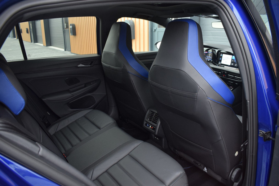 Volkswagen Golf R 2.0 TSI 320pk 4-Motion | Akra | DCC | Leer | Pano | Nürburgring Volkswagen Golf R 2.0 TSI 320pk 4-Motion | Akra | DCC | Leer | Pano | Nürburgring