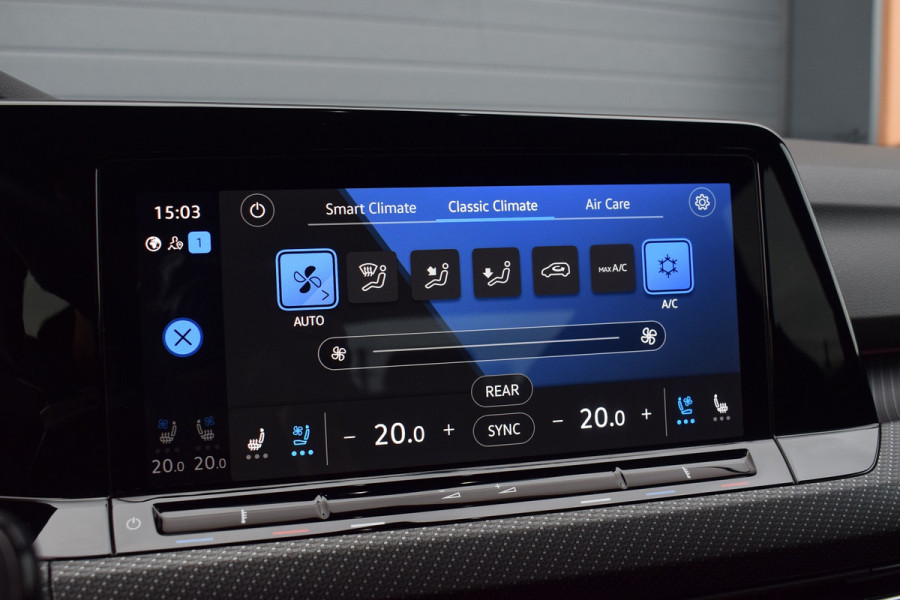 Volkswagen Golf R 2.0 TSI 320pk 4-Motion | Akra | DCC | Leer | Pano | Nürburgring Volkswagen Golf R 2.0 TSI 320pk 4-Motion | Akra | DCC | Leer | Pano | Nürburgring