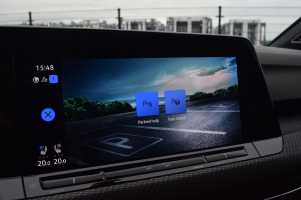 Volkswagen Golf R 2.0 TSI 320pk 4-Motion | Akra | DCC | Leer | Pano | Nürburgring Volkswagen Golf R 2.0 TSI 320pk 4-Motion | Akra | DCC | Leer | Pano | Nürburgring