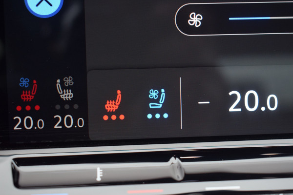 Volkswagen Golf R 2.0 TSI 320pk 4-Motion | Akra | DCC | Leer | Pano | Nürburgring Volkswagen Golf R 2.0 TSI 320pk 4-Motion | Akra | DCC | Leer | Pano | Nürburgring